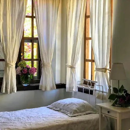 Original Stone House With Patio In The City Center * Alacati